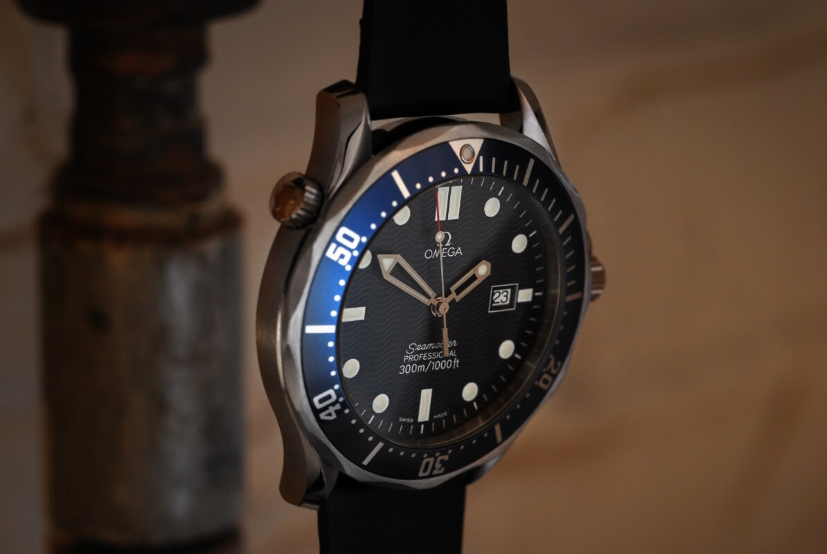 omega-seamaster-professional-300m-2541-80-james-bond