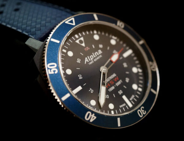 ALPINA SEASTRONG HOROLOGICAL SMARTWATCH