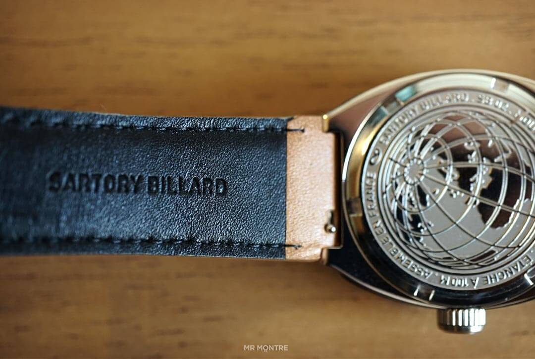 sb02 et son bracelet avec attache facile