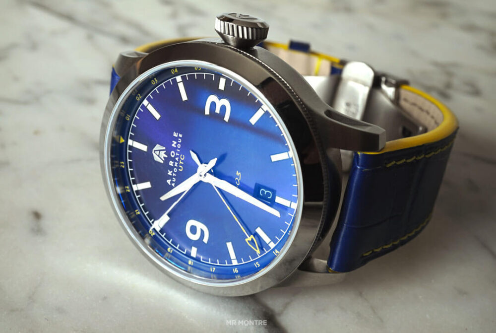 akrone k03 montre tranche