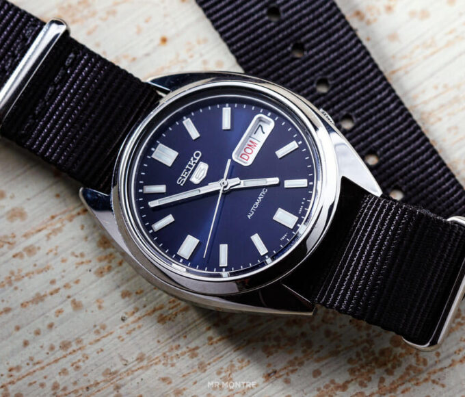 montre seiko 5 snxs77k