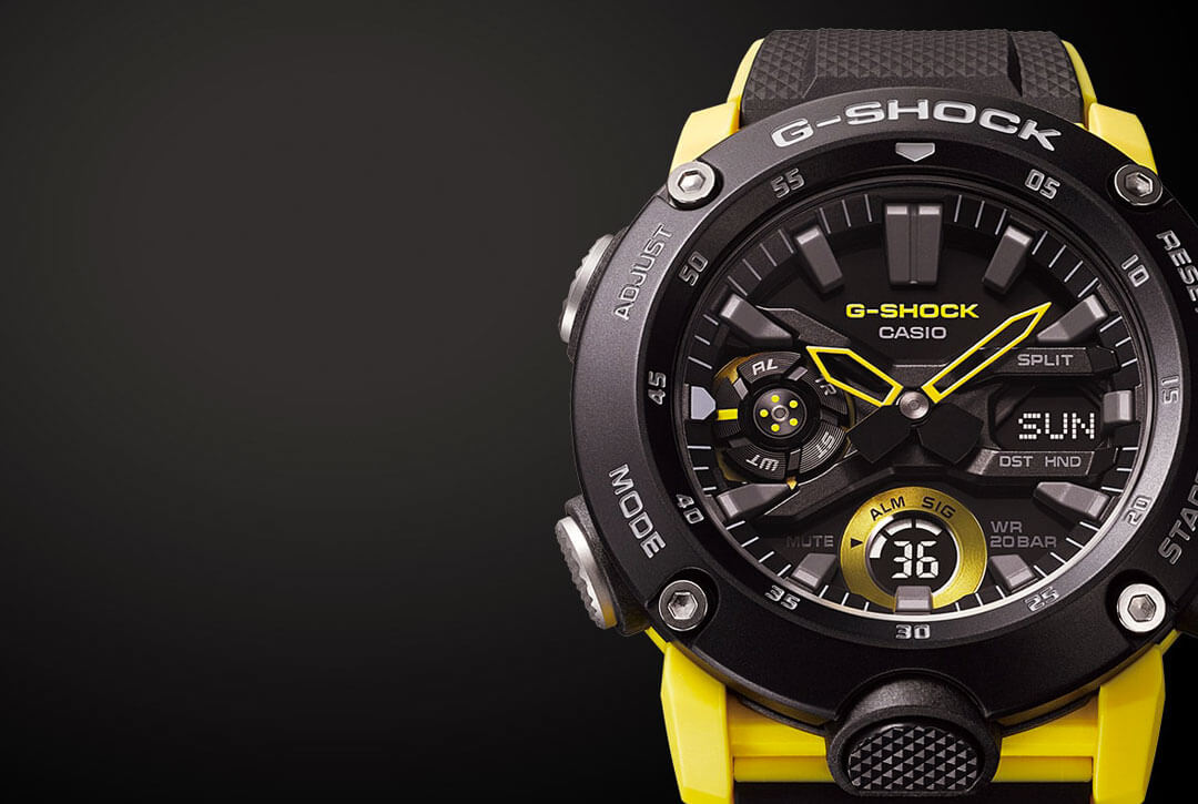 G-Shock GA-2000 : Armure carbone et couleurs flashy