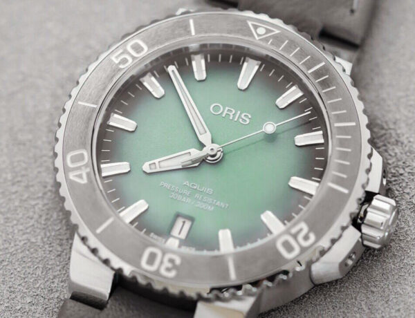 Oris Aquis Date, un vent de fraîcheur mentholée au poignet