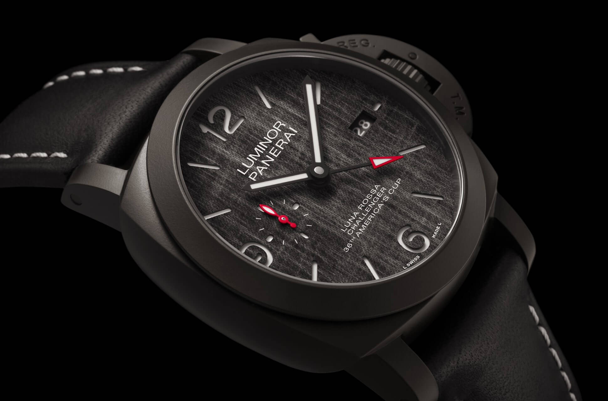 Panerai Luminor Luna Rossa GMT (PAM01036)