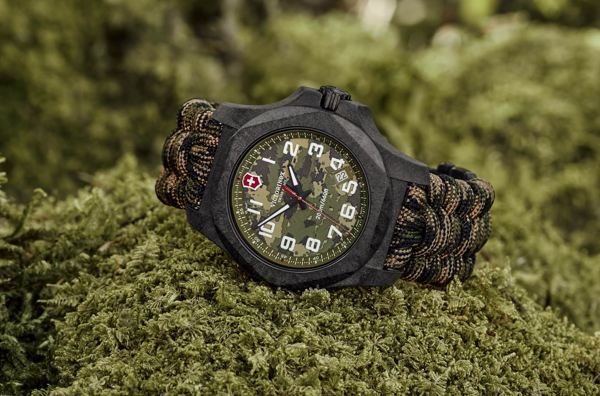 Nouvelle I.N.O.X Carbon LE Victorinox la montre cam l on taill e