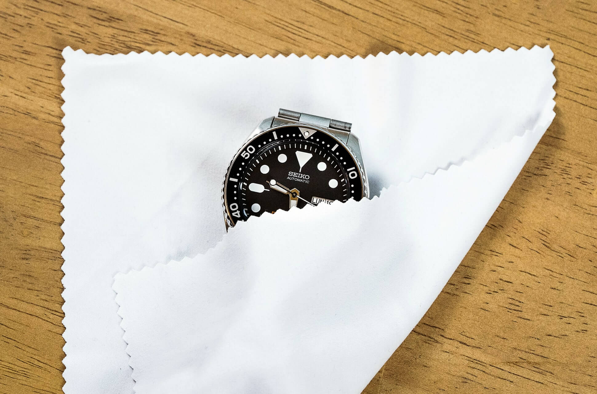 Comment nettoyer votre montre de façon simple et efficace ?