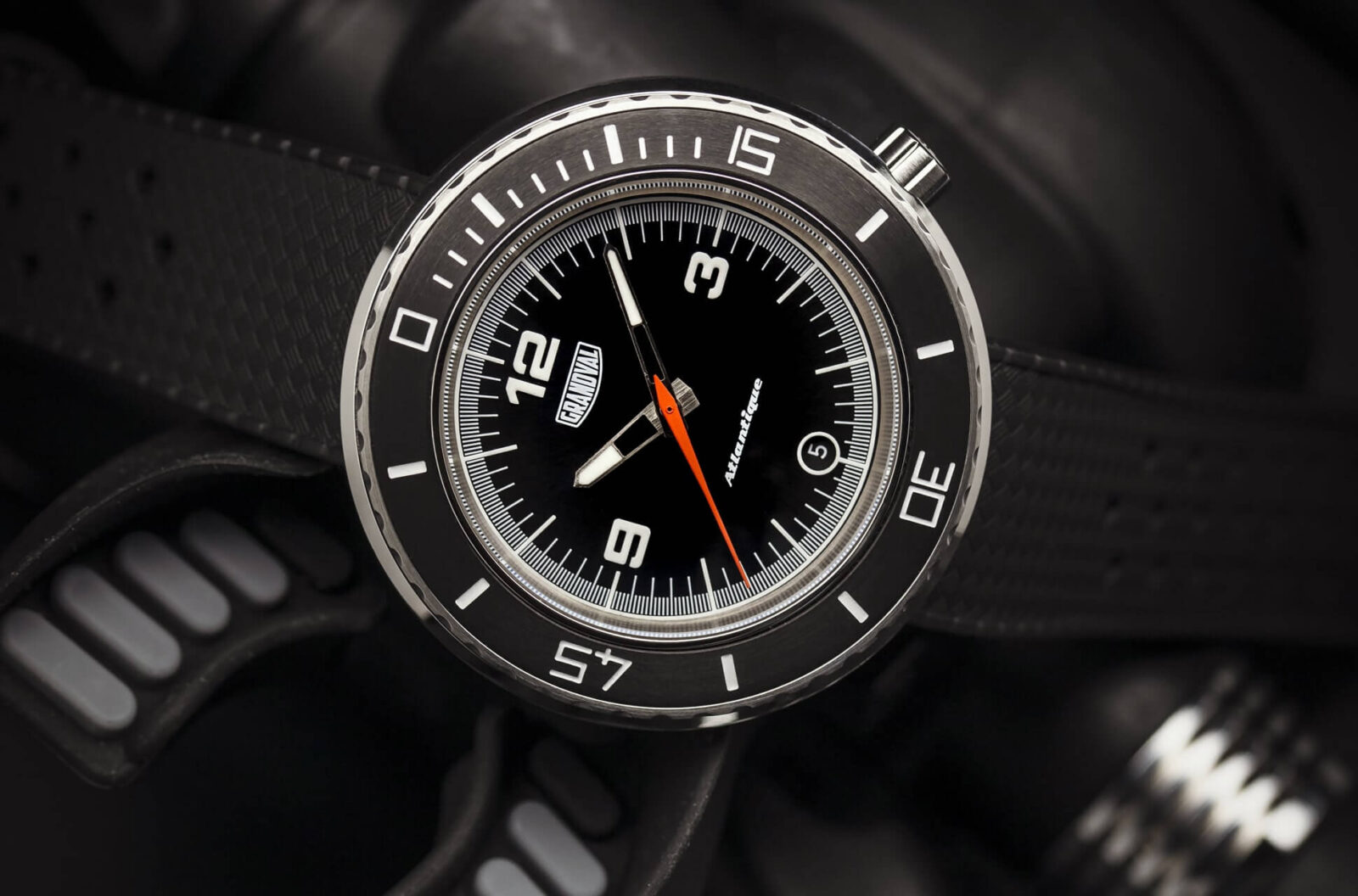 Lancement Kickstarter des montres Grandval