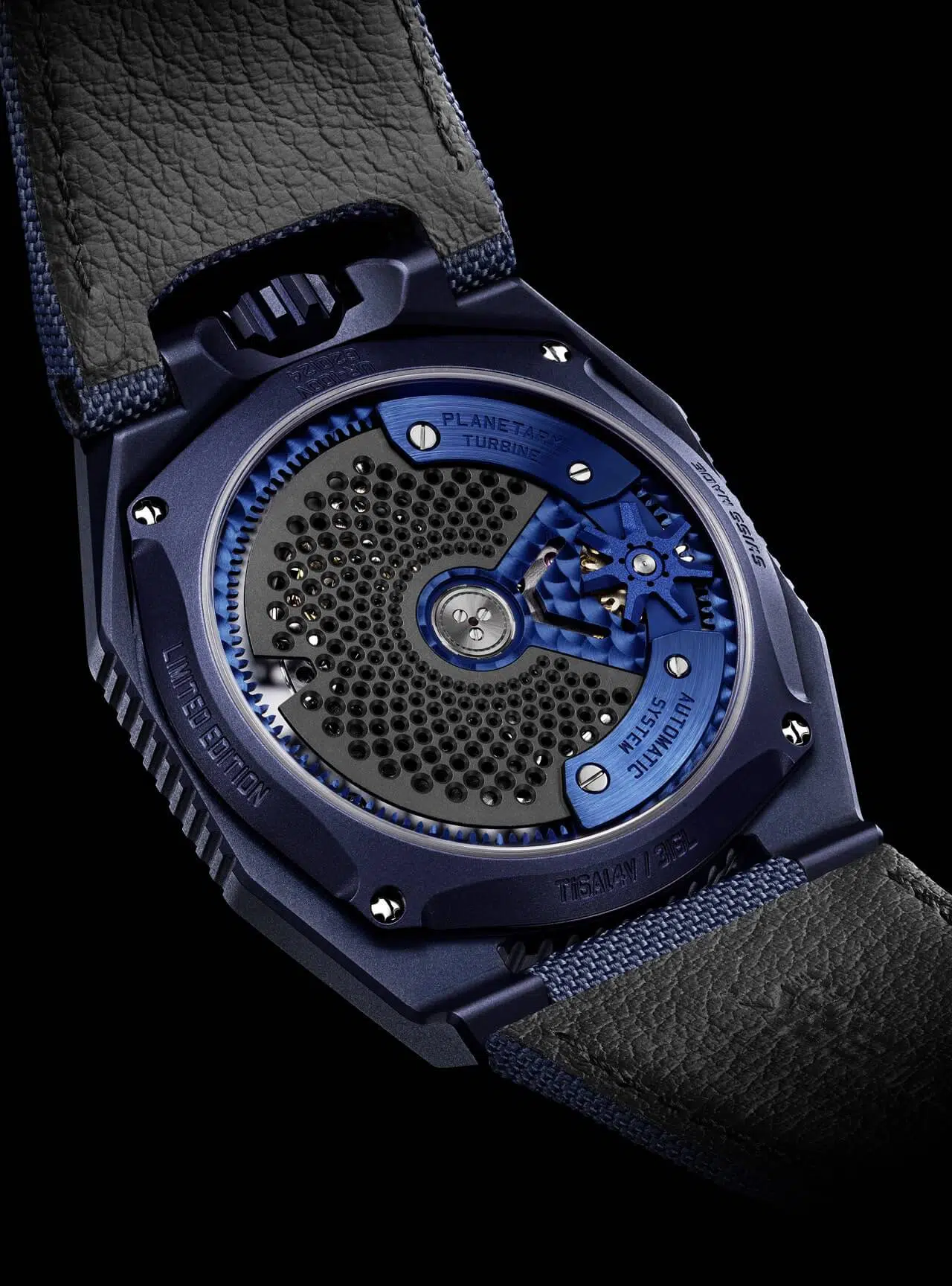 UR-100V Planète Bleue d’URWERK