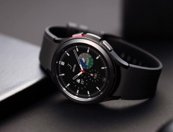 samsung galaxy watch 4 classic une min