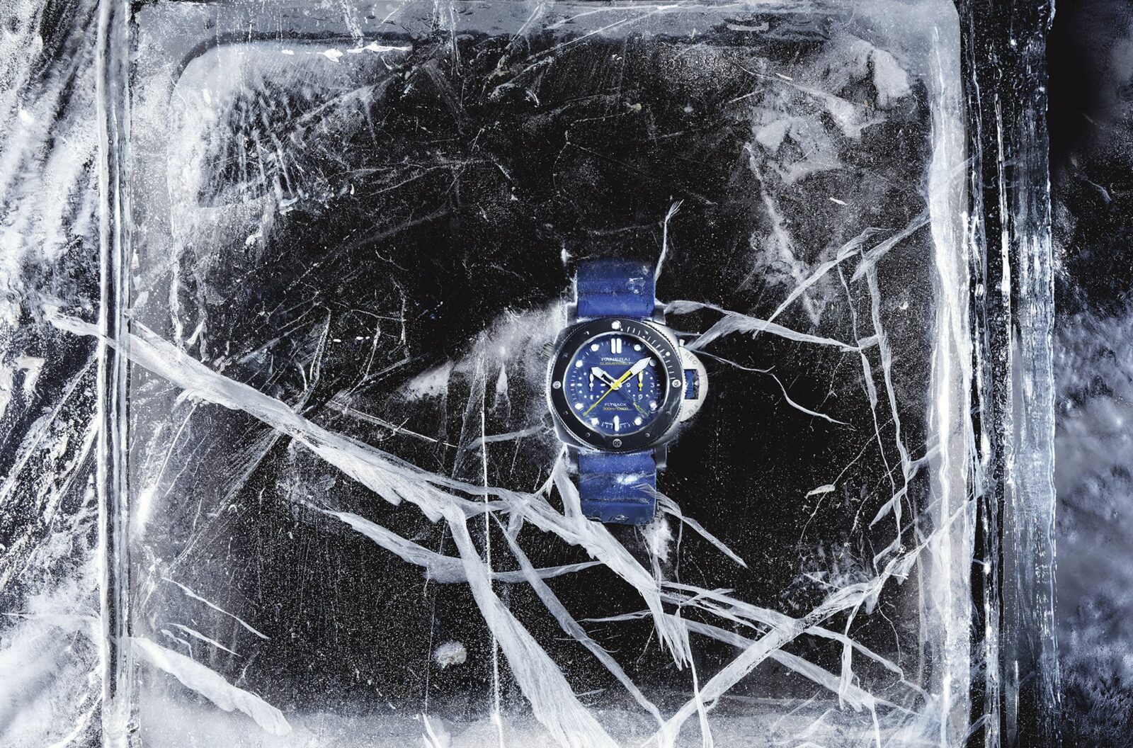 panerai panerai submersible chrono flyback edition mike horn une min