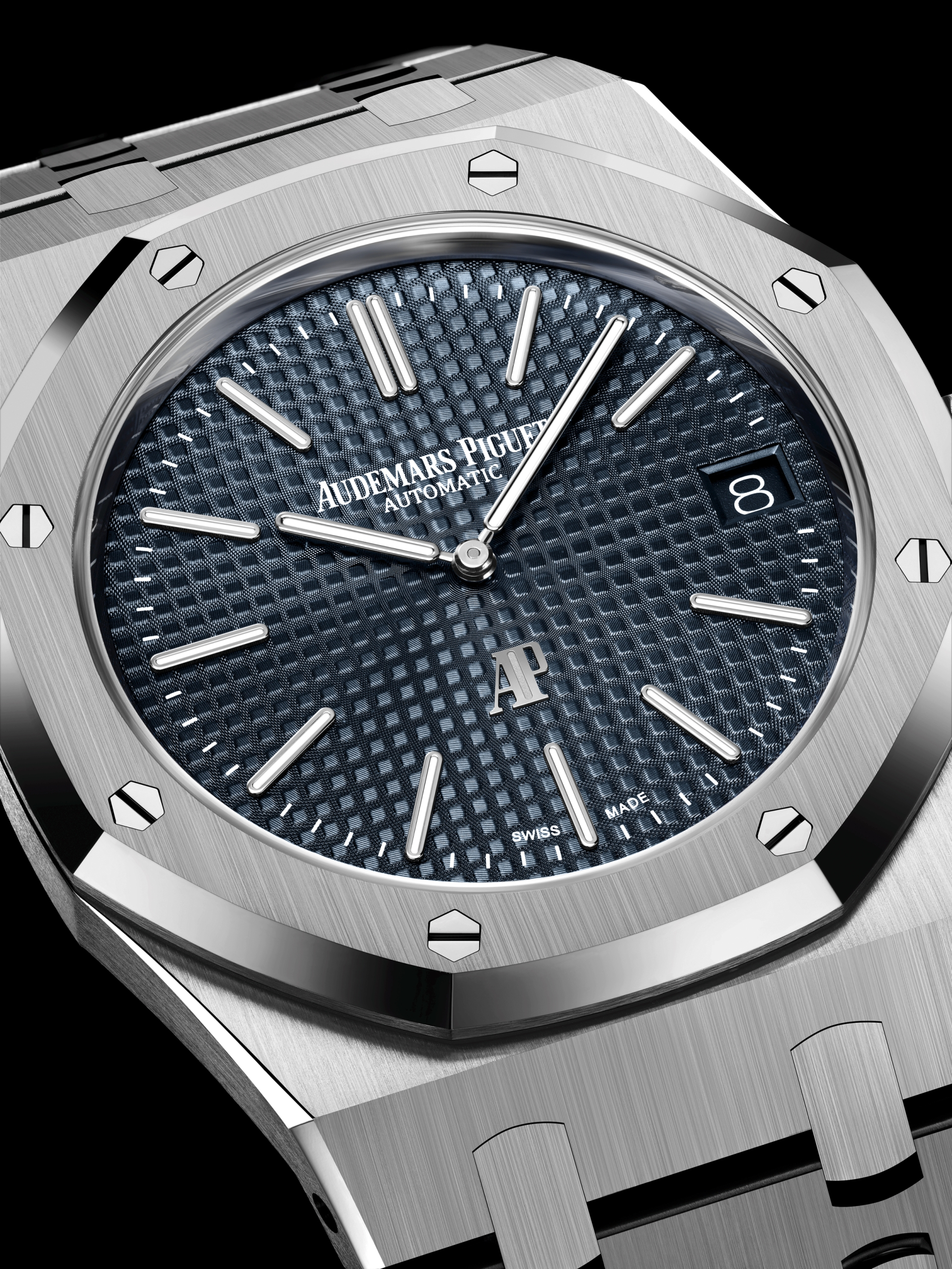 audemars piguet royal oak jumbo 16202st dial closeup scaled jpg