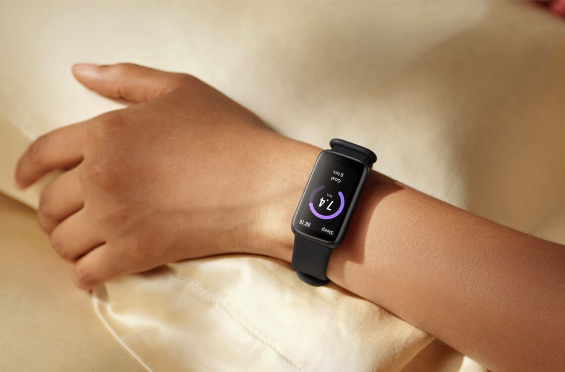 Bracelet connecté XIAOMI Smart Band 8 Active noir