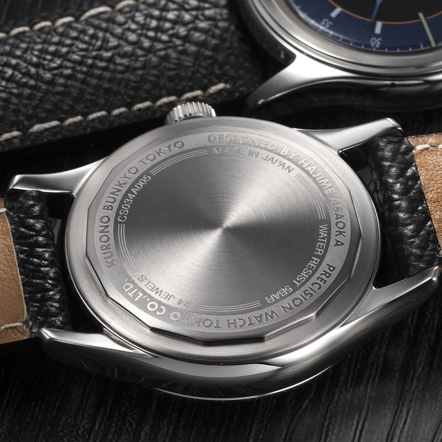 4 new compact (34 mm) and neo-retro watches 4 new 2023 kurono tokyo 34mm collection 8 jpg