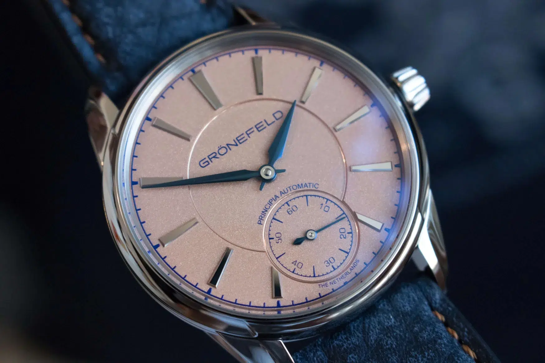 gronefeld 1941 principia automatic salmon dial jpg webp