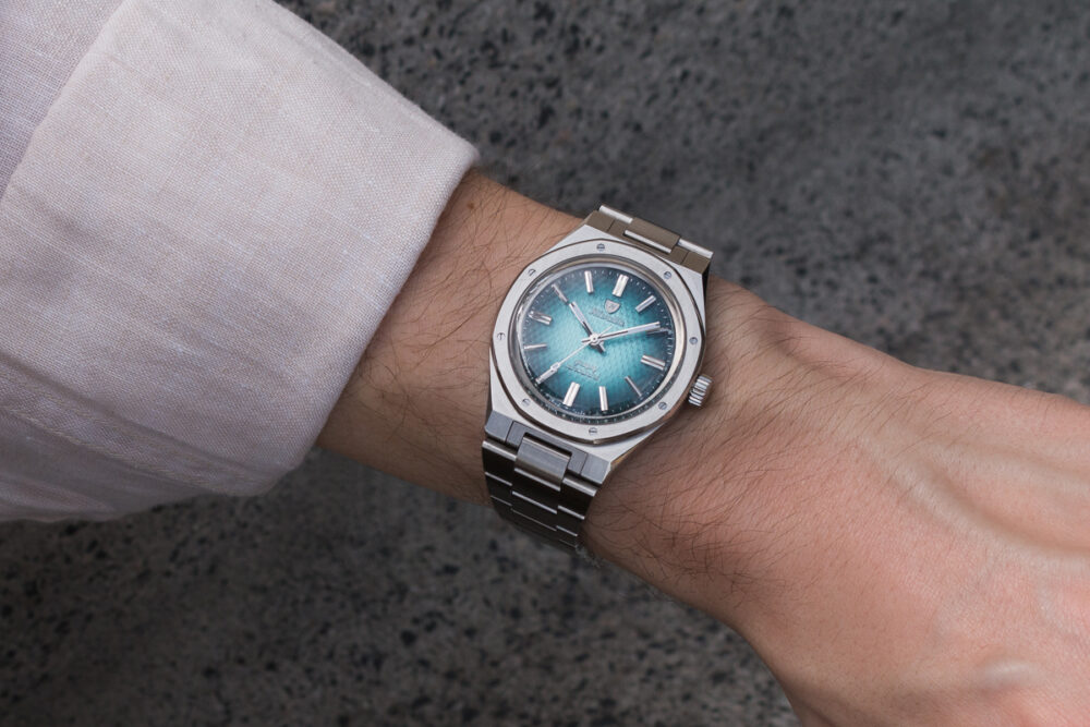 montre nivada f77 x ocarat edition limitee portee ombre