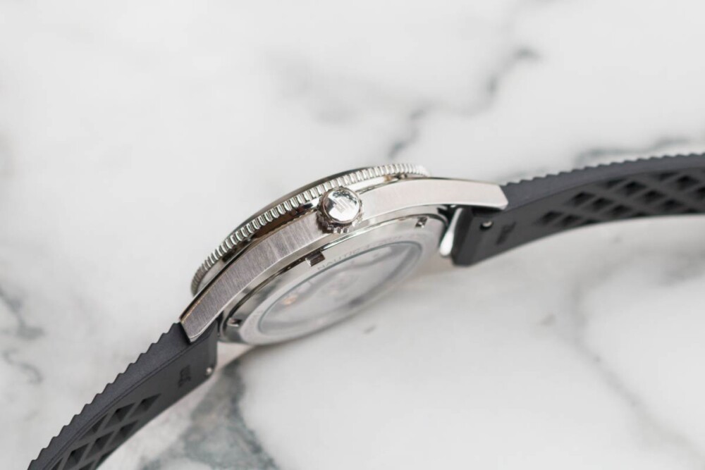 montre lip nautic 3 collaboration ocarat couronne vissee tranche