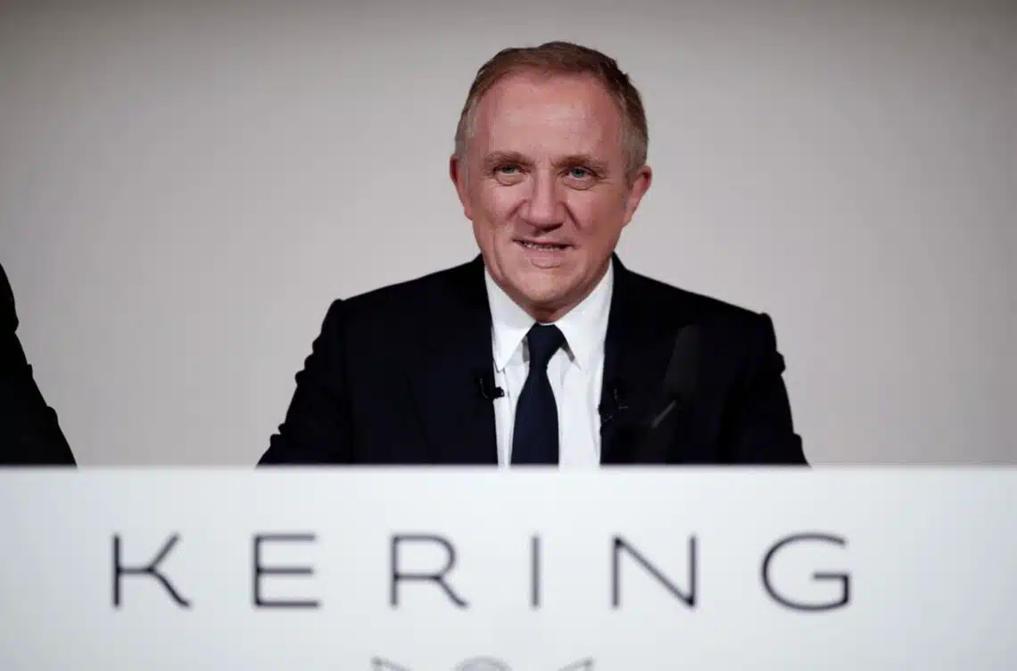 pinault kering une min