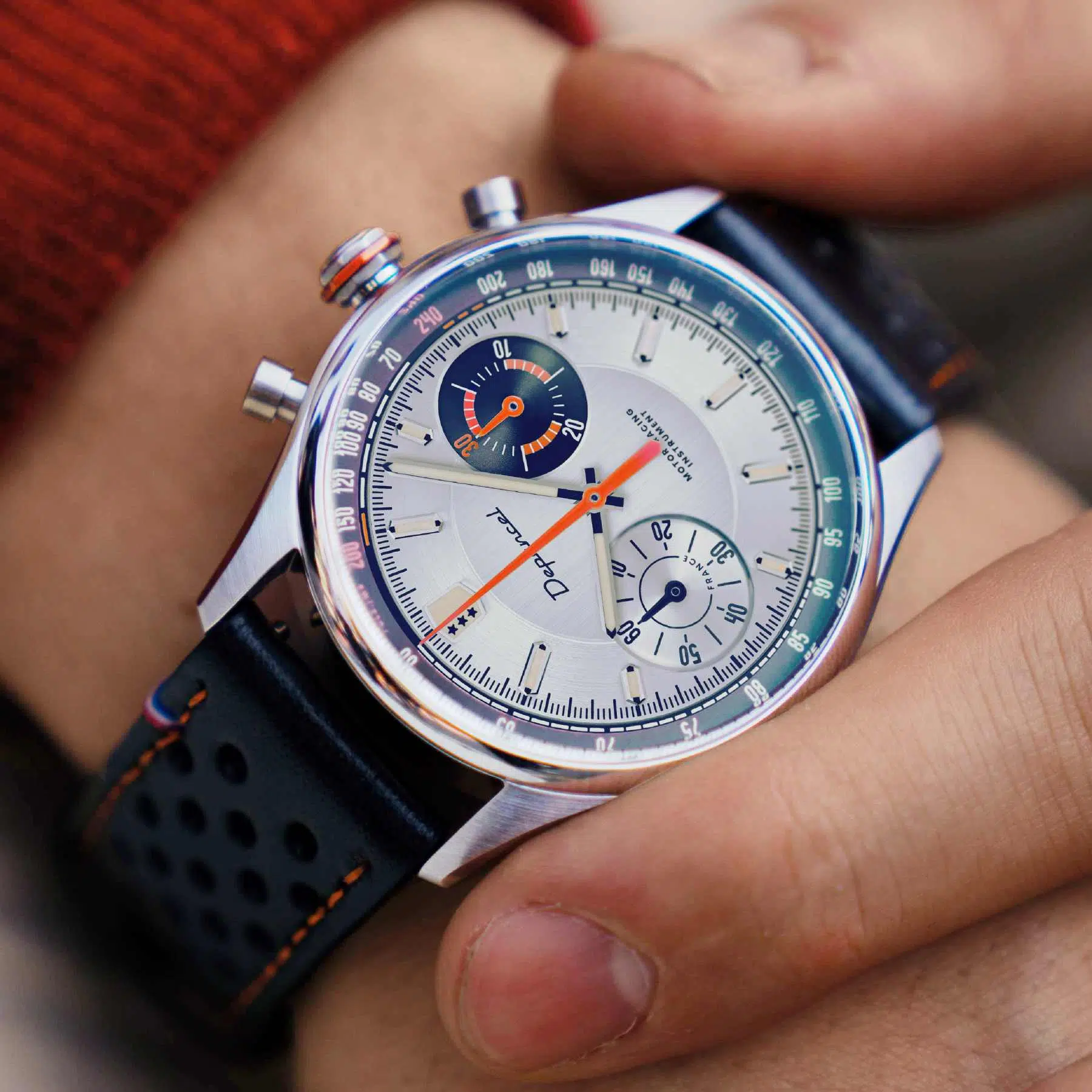 allure chronographe manuel cadran silver rond bracelet noir montres francaise 30mm 3000x jpg