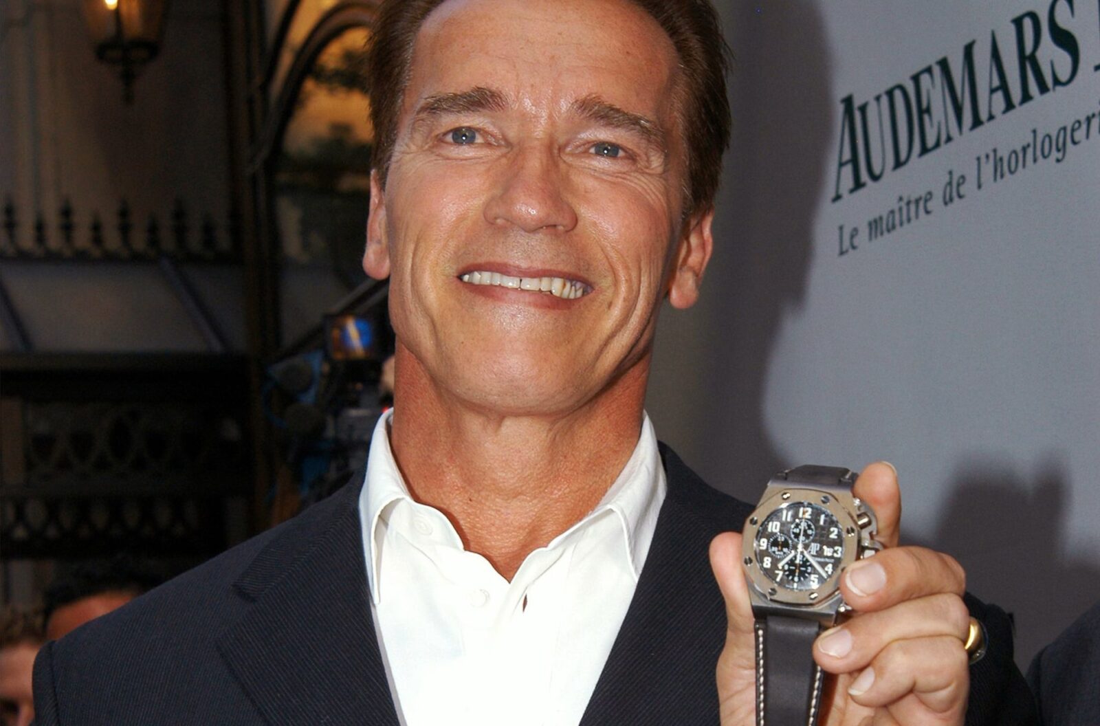 arnold schwarzenegger audemars piguet royal oak offshore 1 une min