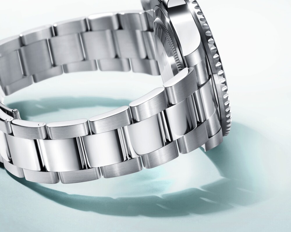 m126710grnr 0003 2401uf 001