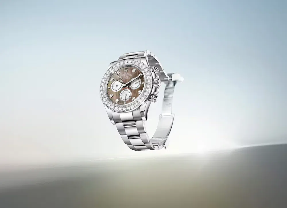 newsroom joyeuse m126579rbr 0001 2401jva 001 rvb jpg