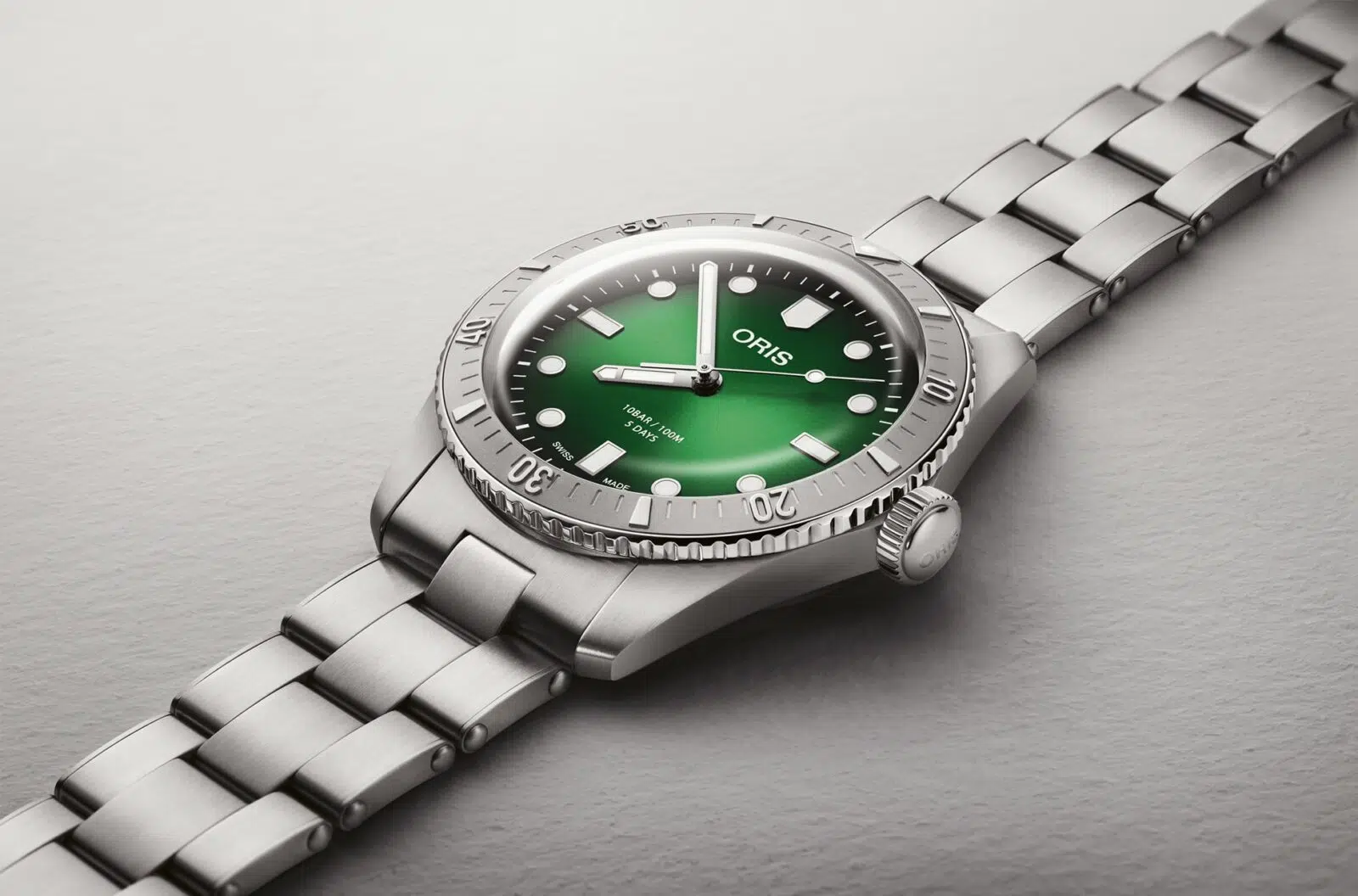 oris divers sixty five calibre 400 38mm une min