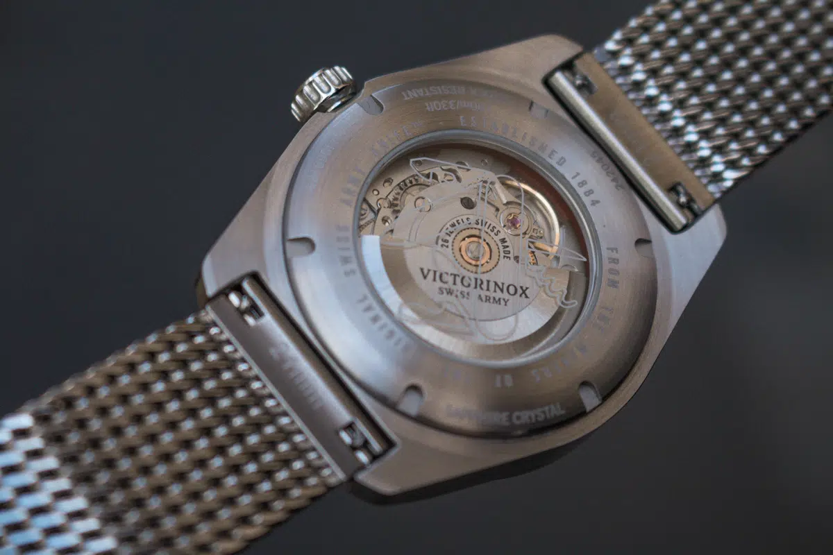 victorinox swiss army automatic 242045 mouvement automatique sellita