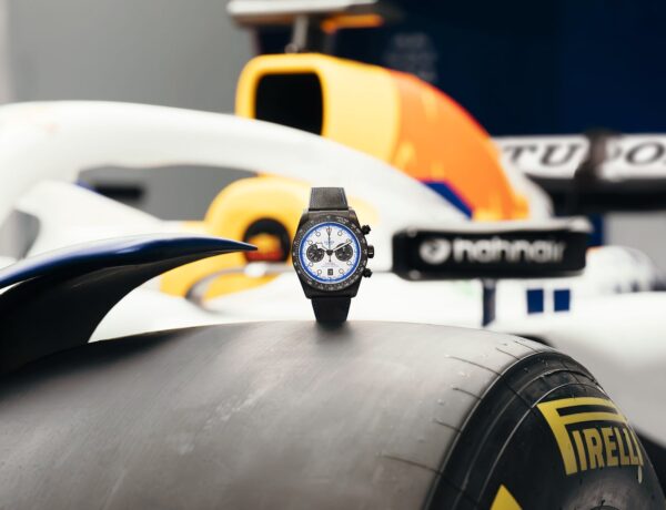 tudor np25 blackbaychrono carbon25 lifestyle une min