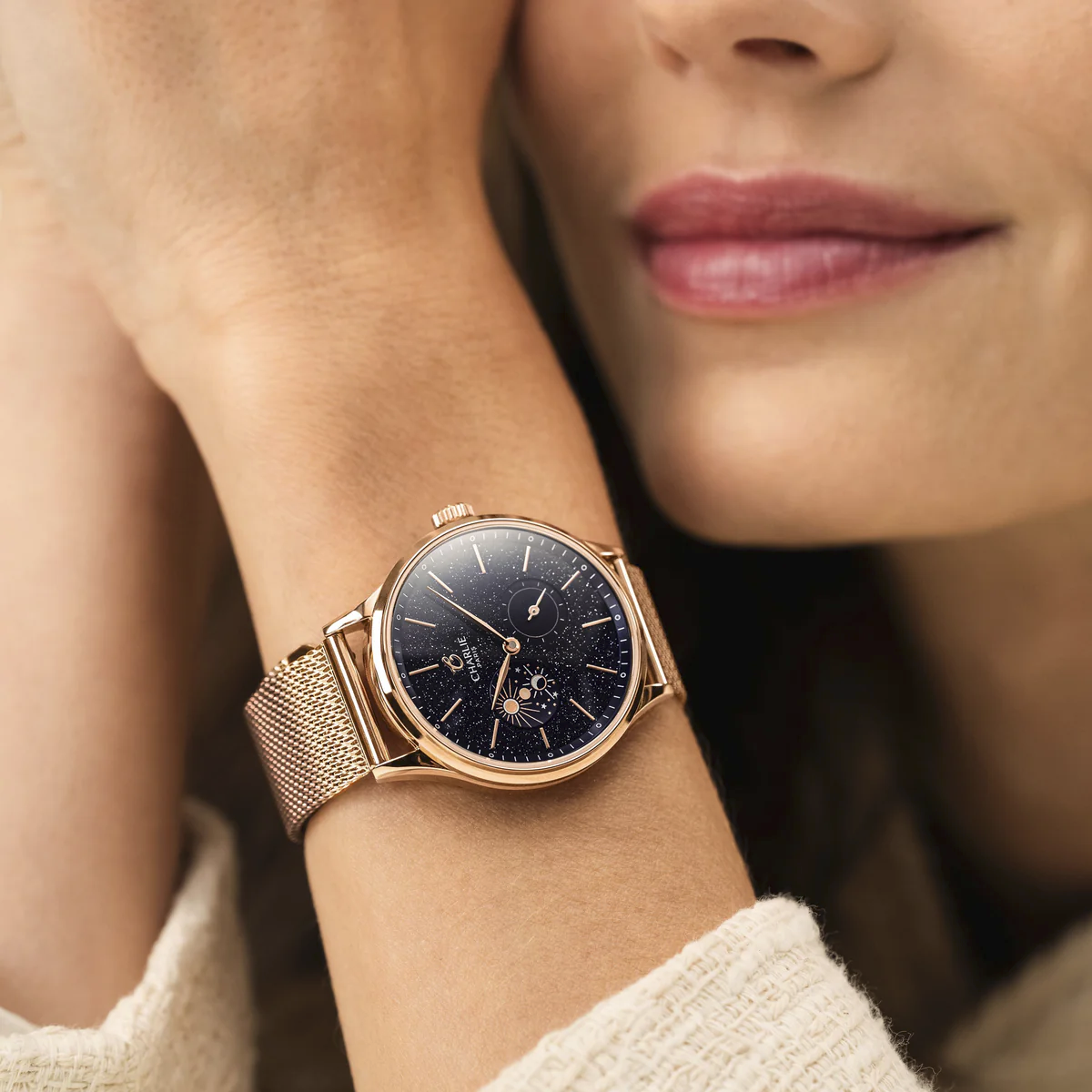 idn bleu dsc6619 carre jpg